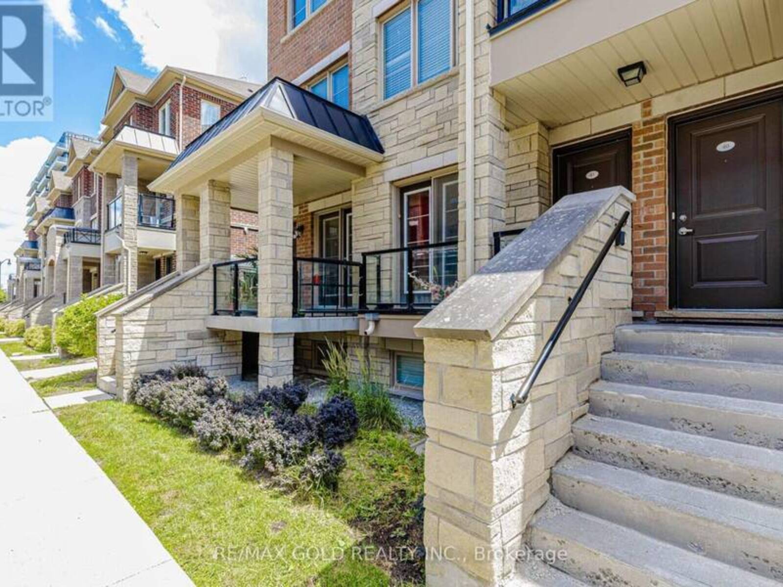 # 40 - 200 VETERANS DRIVE, Brampton, Ontario L7A 4S6