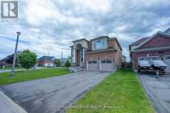 33 ELLIS CRESCENT | Lindsay Ontario | Slide Image Three