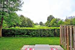16 - 520 SILKEN LAUMANN DRIVE | Newmarket Ontario | Slide Image Thirty-nine