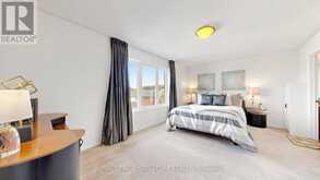 7 ROCK GARDEN STREET | Markham Ontario | Slide Image Ten