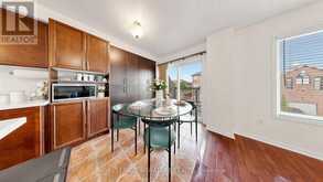 7 ROCK GARDEN STREET | Markham Ontario | Slide Image Four