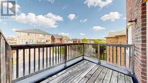 7 ROCK GARDEN STREET | Markham Ontario | Slide Image Five