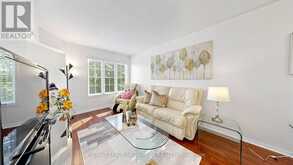 7 ROCK GARDEN STREET | Markham Ontario | Slide Image Nine
