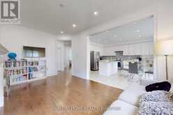 423 GRINDSTONE TRAIL | Oakville Ontario | Slide Image Four