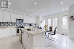 423 GRINDSTONE TRAIL | Oakville Ontario | Slide Image Eight