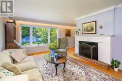 17 CLEARSIDE PLACE | Toronto Ontario | Slide Image Ten