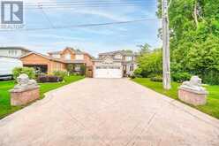 37 BENNETT ROAD | Toronto Ontario | Slide Image Eight