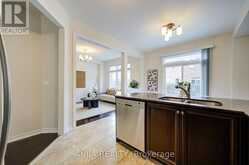 92 CAROLINA ROSE CRESCENT | Markham Ontario | Slide Image Twenty
