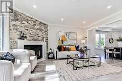 27 SAMANTHA CIRCLE | Richmond Hill Ontario | Slide Image Ten