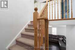 97 HOLLINGSWORTH CIRCLE | Brampton Ontario | Slide Image Eight