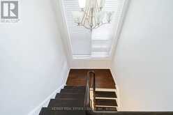 22 NEAMES CRESCENT | Toronto Ontario | Slide Image Thirteen