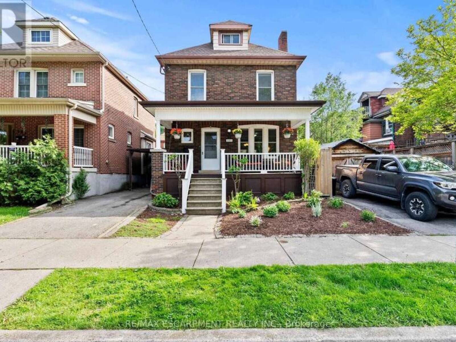 260 STINSON CRESCENT, Hamilton, Ontario L8N 1T7
