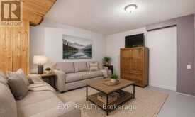 8 ABBOTT LANE | Cayuga Ontario | Slide Image Eight