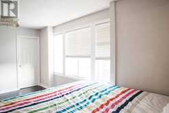 685 NORTH LEAKSDALE CIRCLE | London Ontario | Slide Image Fifteen