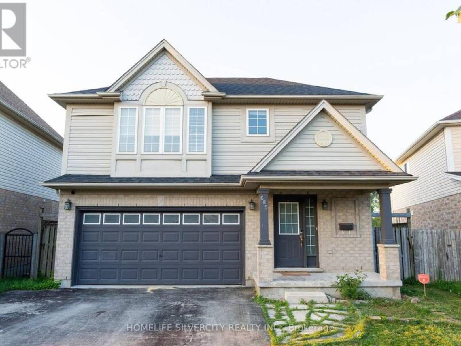 685 NORTH LEAKSDALE CIRCLE, London, Ontario N6M 1M1