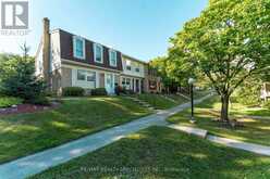 3 - 2230 UPPER MIDDLE ROAD | Burlington Ontario | Slide Image Thirty-six