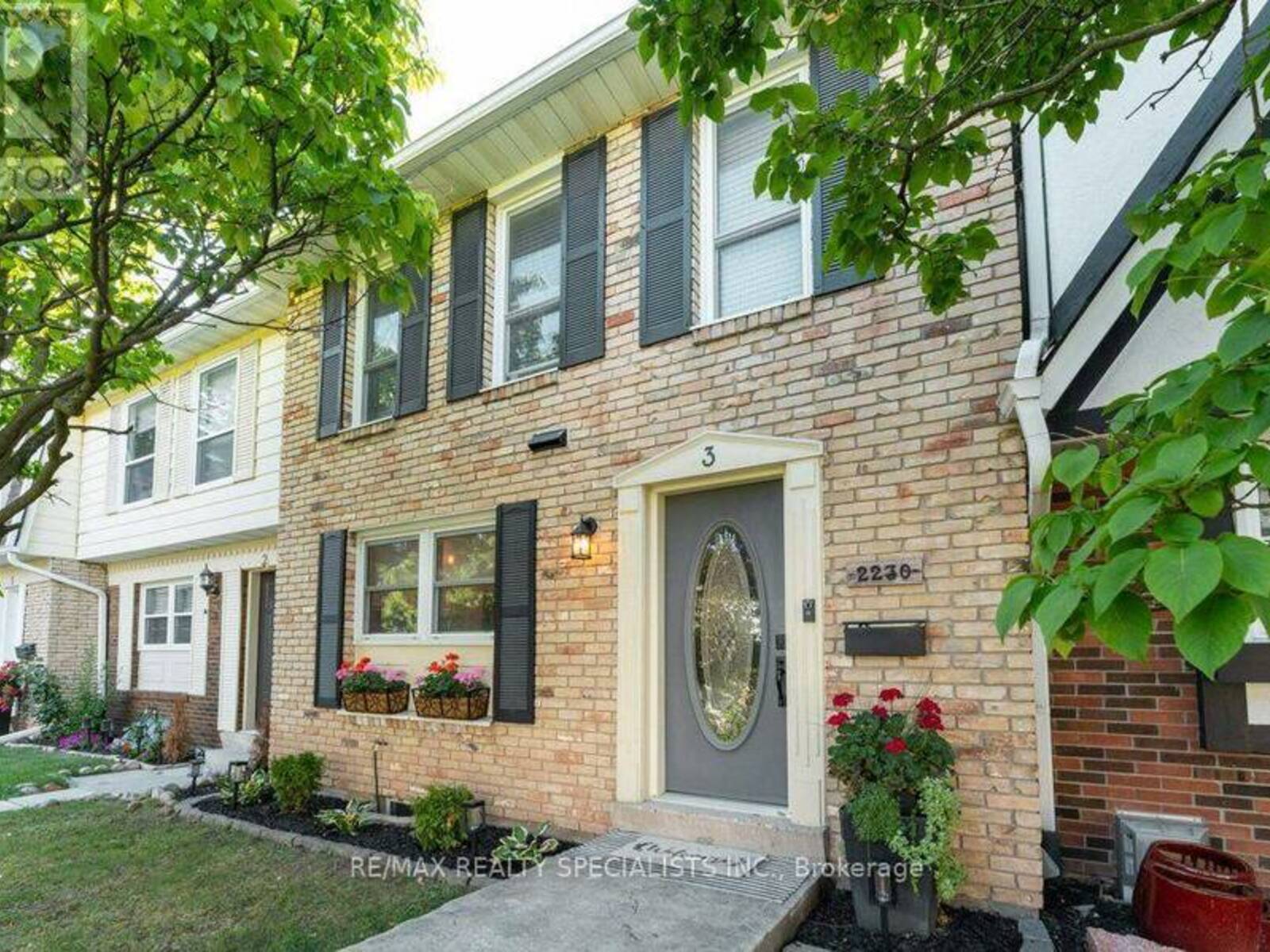 3 - 2230 UPPER MIDDLE ROAD, Burlington, Ontario L7P 2Z9