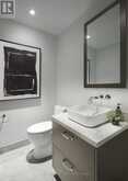 402 - 455 WELLINGTON STREET W | Toronto Ontario | Slide Image Sixteen