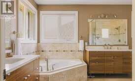 8 CYRIL RICHARDSON COURT | Uxbridge Ontario | Slide Image Twenty-seven