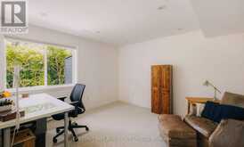 8 CYRIL RICHARDSON COURT | Uxbridge Ontario | Slide Image Thirty-eight
