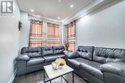 9 LOFTSMOOR DRIVE | Brampton Ontario | Slide Image Ten