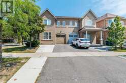 9 LOFTSMOOR DRIVE | Brampton Ontario | Slide Image One