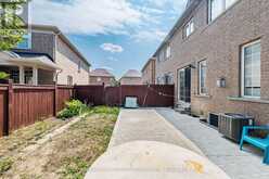9 LOFTSMOOR DRIVE | Brampton Ontario | Slide Image Fifty