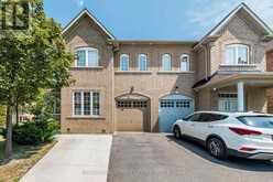 9 LOFTSMOOR DRIVE | Brampton Ontario | Slide Image Five