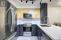 705 - 212 EGLINTON AVENUE | Toronto Ontario | Slide Image Nine