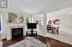 18 HEREFORDSHIRE CRESCENT | Newmarket Ontario | Slide Image Eleven
