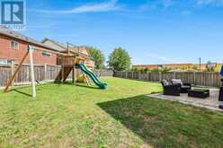 18 HEREFORDSHIRE CRESCENT | Newmarket Ontario | Slide Image Thirty-six