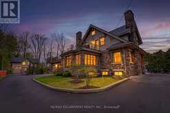 3083 LAKESHORE ROAD | Burlington Ontario | Slide Image One