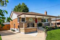 98 DUNCOMBE DRIVE | Hamilton Ontario | Slide Image Two
