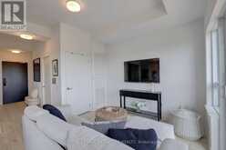 PH15 - 395 DUNDAS STREET W | Oakville Ontario | Slide Image Ten