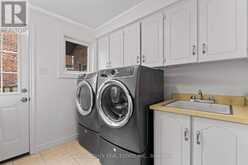 1653 SHERWOOD FORREST CIRCLE | Mississauga Ontario | Slide Image Nineteen