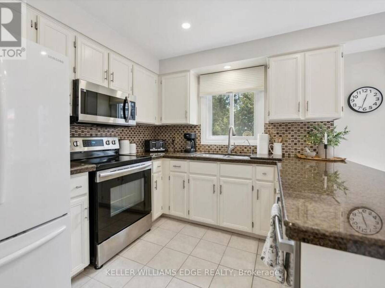 8 - 2155 DUNCASTER DRIVE, Burlington, Ontario L7P 4R3
