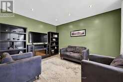 334 PARKWOOD AVENUE | Bradford West Gwillimbury Ontario | Slide Image Six