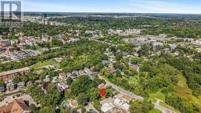 190 CHARLOTTE STREET S | Newmarket Ontario | Slide Image Six