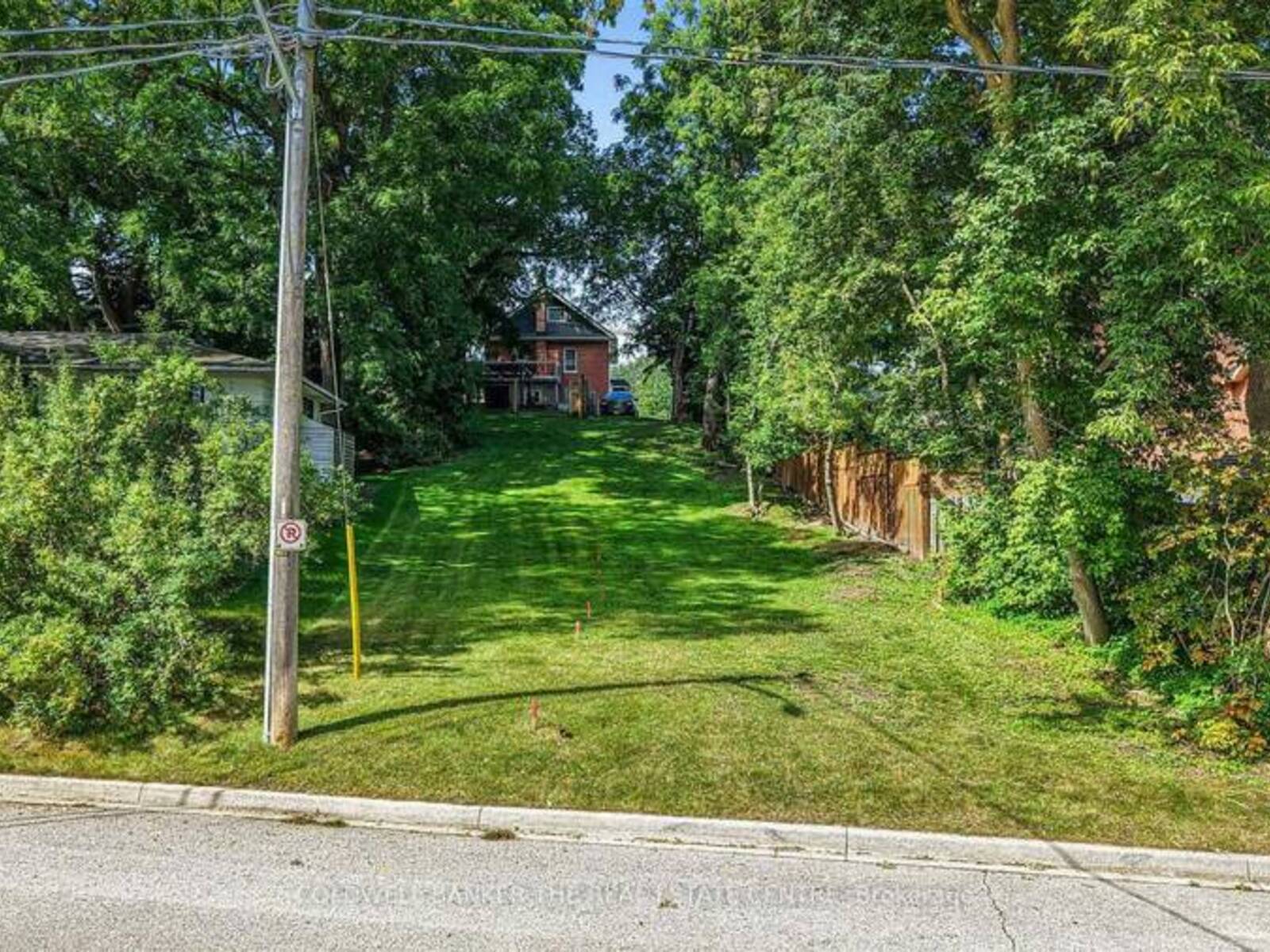 190 CHARLOTTE STREET S, Newmarket, Ontario L3Y 3S8