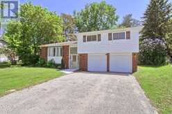 17 LARKDALE CRESCENT | Angus Ontario | Slide Image Five