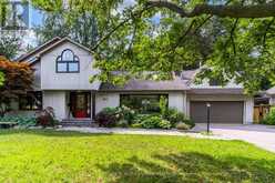 876 PARKLAND AVENUE | Mississauga Ontario | Slide Image One