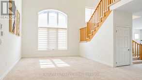 256 REA DRIVE | Fergus Ontario | Slide Image Eight