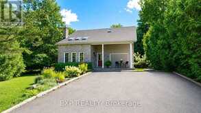 49 KING STREET W | Thornbury Ontario | Slide Image One