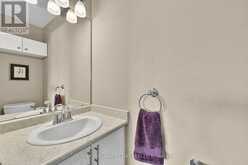 12 GRASETT CRESCENT | Barrie Ontario | Slide Image Thirteen