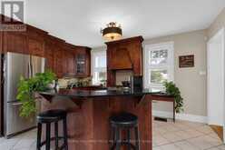 12 BEACON ROAD | Barrie Ontario | Slide Image Two