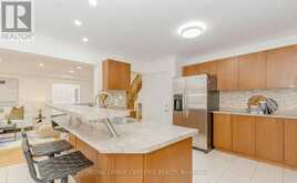 2452 PATHFINDER DRIVE | Burlington Ontario | Slide Image Thirteen