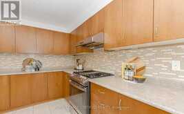 2452 PATHFINDER DRIVE | Burlington Ontario | Slide Image Fifteen