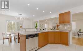 2452 PATHFINDER DRIVE | Burlington Ontario | Slide Image Sixteen