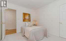2452 PATHFINDER DRIVE | Burlington Ontario | Slide Image Thirty-one