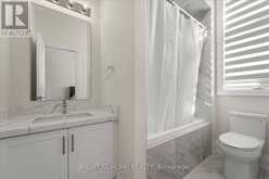 121 MILKY WAY DRIVE | Richmond Hill Ontario | Slide Image Thirty-three